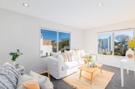 Photo of property in 17a Taylors Avenue, Bryndwr, Christchurch, 8052