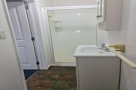 Photo of property in 2/7 Division Street, Riccarton, Christchurch, 8041