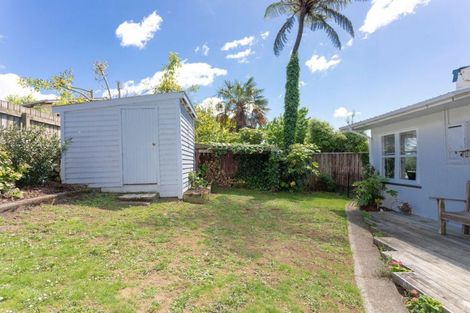 Photo of property in 25 Ries Street, Dannevirke, 4930