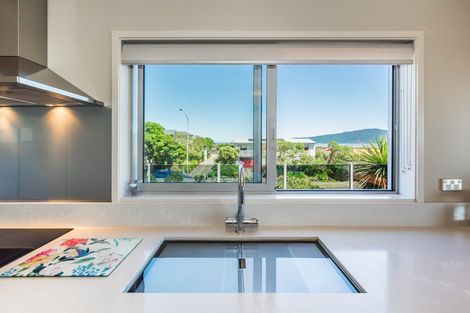 Photo of property in 173 Weggery Drive, Waikanae Beach, Waikanae, 5036