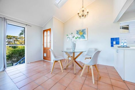 Photo of property in 2/28 Noeleen Street, Glenfield, Auckland, 0629