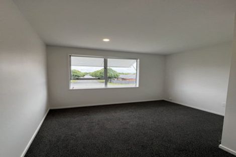 Photo of property in 58 Grimseys Road, Redwood, Christchurch, 8051