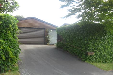 Photo of property in 2 Corson Avenue, Beckenham, Christchurch, 8023