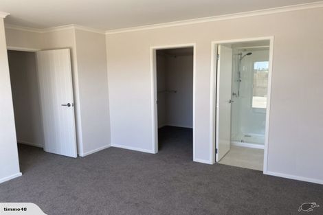 Photo of property in 12 Kotare Place, Sandspit, Warkworth, 0982