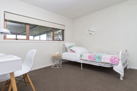 Photo of property in 3 Patons Road, Howick, Auckland, 2014