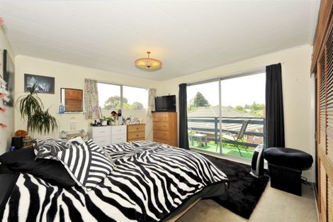 Photo of property in 8 Bendale Place, Avonhead, Christchurch, 8042