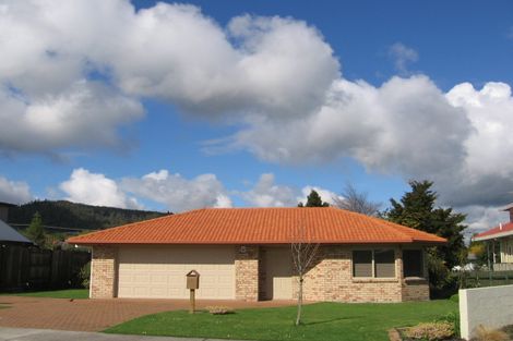 Photo of property in 14 Hayward Rise, Owhata, Rotorua, 3010