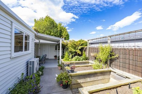 Photo of property in 83 Lonsdale Street, New Brighton, Christchurch, 8083