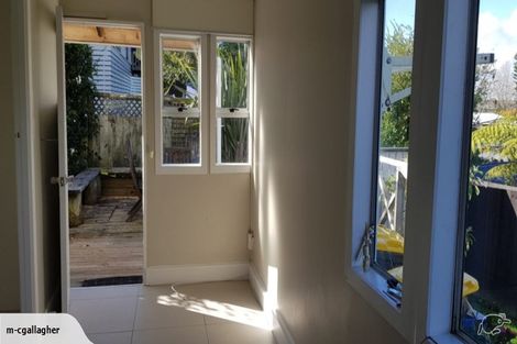 Photo of property in 8a Matama Road, Glen Eden, Auckland, 0602