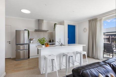 Photo of property in 28a Elizabeth Street, Orewa, 0931