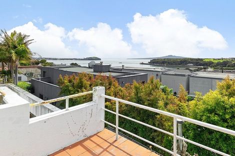 Photo of property in 9 Paritai Drive, Orakei, Auckland, 1071