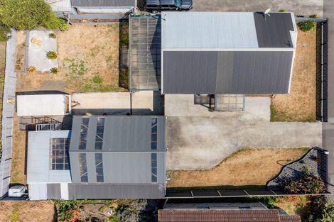 Photo of property in 6 Te Awa Avenue, Te Awa, Napier, 4110