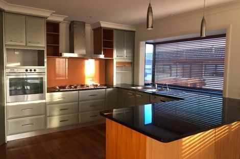 Photo of property in 34 Sea Spray Drive, Bucklands Beach, Auckland, 2012