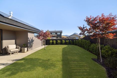 Photo of property in 30 Muster Road, Jacks Point, 9371