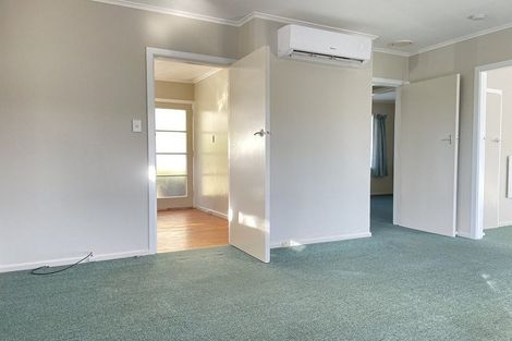 Photo of property in 35 Dunns Street, Silverstream, Upper Hutt, 5019