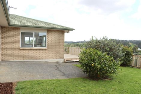 Photo of property in 4/8 Village Place, Tuakau, 2121