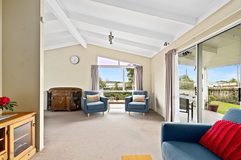 Photo of property in 5 Dawson Road, Snells Beach, 0920