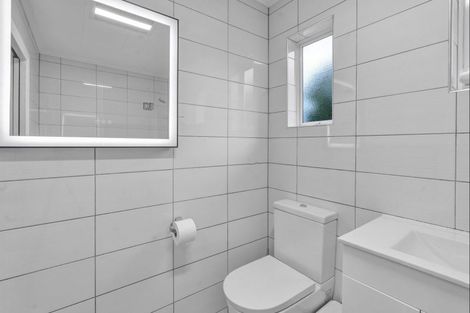 Photo of property in 66 Huatoki Street, Vogeltown, New Plymouth, 4310