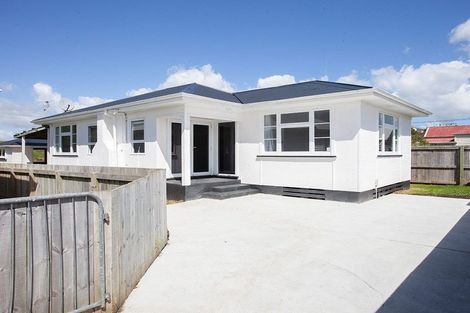 Photo of property in 3a Grey Street, Waitara, 4320
