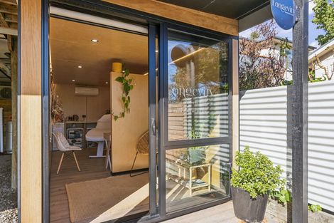 Photo of property in 6 Moa Road, Raumati Beach, Paraparaumu, 5032