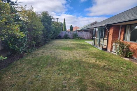 Photo of property in 23a Farquhars Road, Redwood, Christchurch, 8051