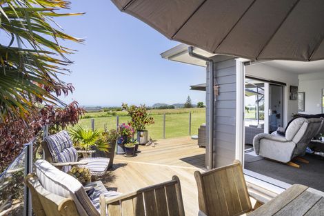 Photo of property in 36 Koutunui Road, Athenree, Katikati, 3177