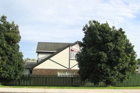 Photo of property in 6a Ngapotiki Street, Paraparaumu Beach, Paraparaumu, 5032