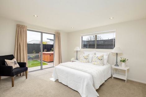 Photo of property in 8 Westburn Place, Prebbleton, 7604