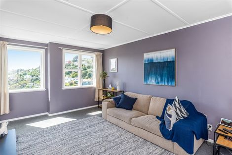 Photo of property in 26 Leveson Street, Strathmore Park, Wellington, 6022