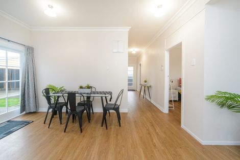 Photo of property in 99 Heretaunga Street, Palmerston North, 4414