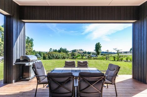 Photo of property in 21 Ramsay Drive, Acacia Bay, Taupo, 3385