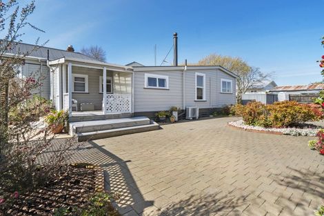 Photo of property in 19 Johnson Street, Bulls, 4818