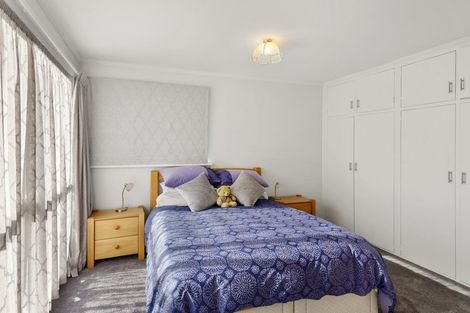 Photo of property in 94 Windermere Road, Papanui, Christchurch, 8053