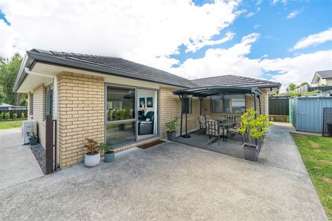 Photo of property in 3 Quartz Place, Brown Owl, Upper Hutt, 5018