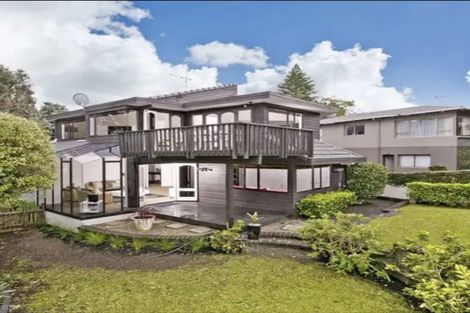 Photo of property in 1/19 Beach Road, Castor Bay, Auckland, 0620