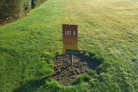 Photo of property in 18 Meadowlinks Lane, Pleasant Point, 7974