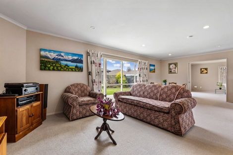 Photo of property in 8 Cape Place, Poraiti, Napier, 4112