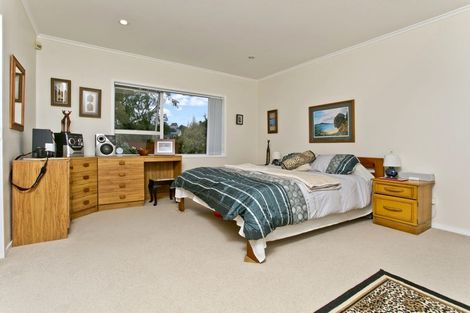 Photo of property in 42 Maxwelton Drive, Mairangi Bay, Auckland, 0630