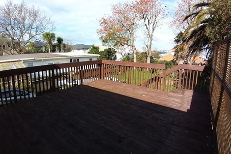 Photo of property in 2/6 Sydney Street, Hauraki, Auckland, 0622