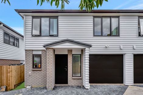 Photo of property in 9d Kingdale Road, Henderson, Auckland, 0610