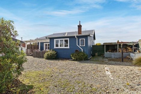 Photo of property in 6 Edward Street, Waimate, 7924