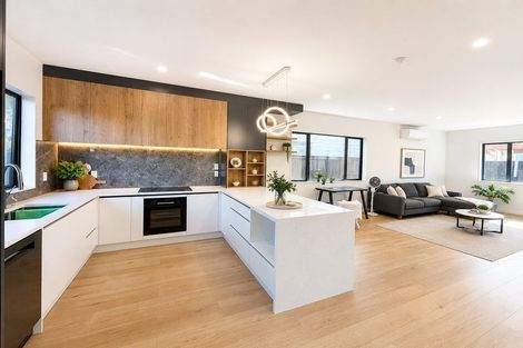 Photo of property in 71c Matipo Road, Te Atatu Peninsula, Auckland, 0610