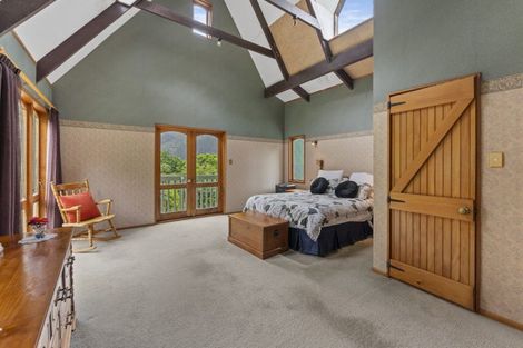 Photo of property in 312 Moores Valley Road, Wainuiomata, 5373