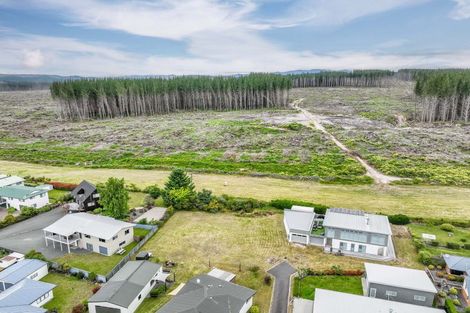 Photo of property in 73 Kahotea Drive, Motuoapa, 3382