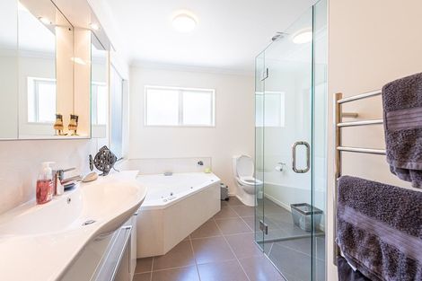 Photo of property in 7 Kenmure Drive, Huntsbury, Christchurch, 8022