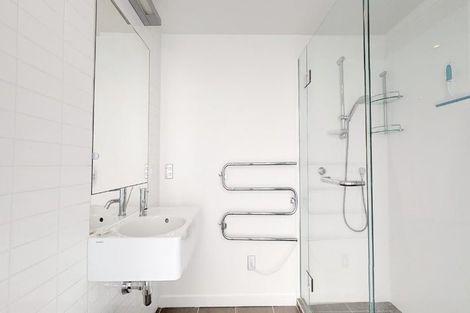 Photo of property in Portal Apartments, 1d/42 Cable Street, Te Aro, Wellington, 6011