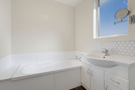 Photo of property in 55 Berwick Street, Riversdale, 9776
