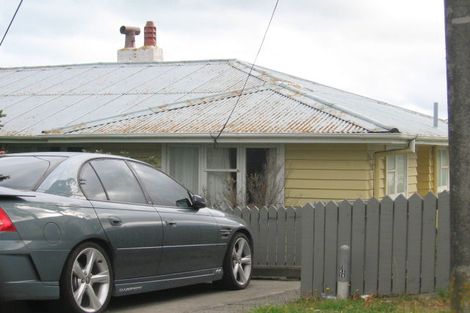 Photo of property in 48 Raukawa Street, Strathmore Park, Wellington, 6022