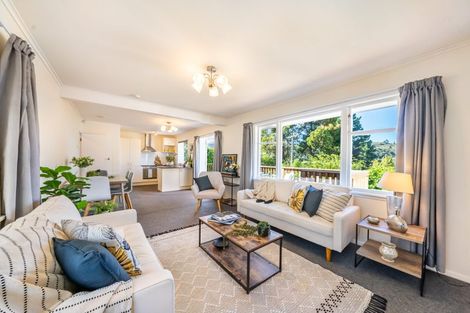 Photo of property in 10 Gillespies Road, Birchville, Upper Hutt, 5018