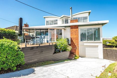 Photo of property in 7 Tower Crescent, Durie Hill, Whanganui, 4500